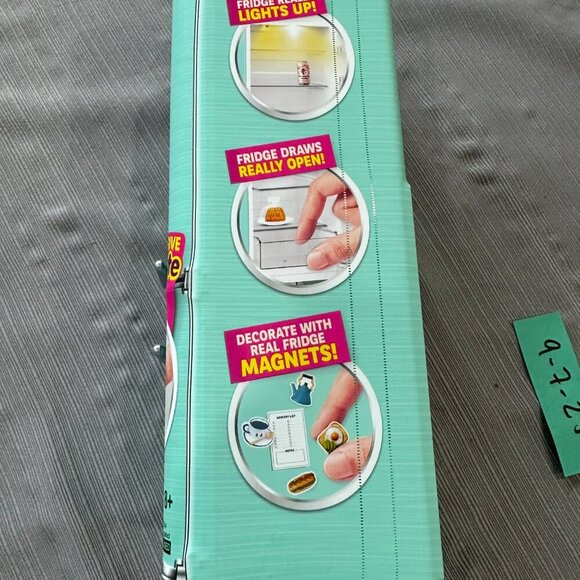 Sealed Mini Brands Fill the Fridge Playset - Ship Fast - Picture 2 of 5